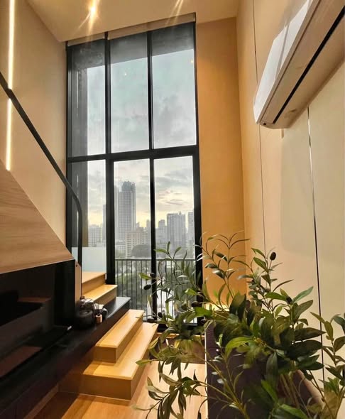 living room of Noble State Sukhumvit 39