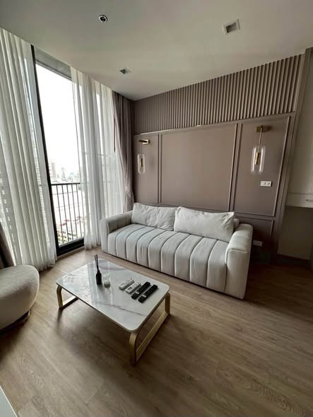 living room and bedroom of Noble State Sukhumvit 39