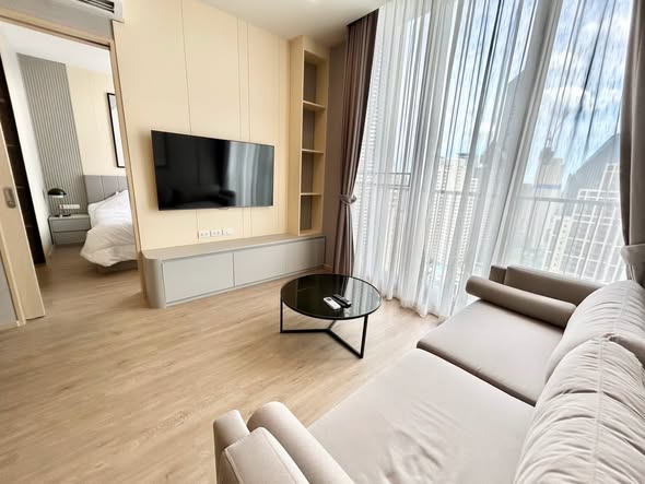 living room and bedroom of Noble State Sukhumvit 39