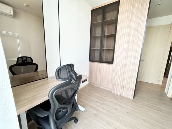room interior of Noble State Sukhumvit 39