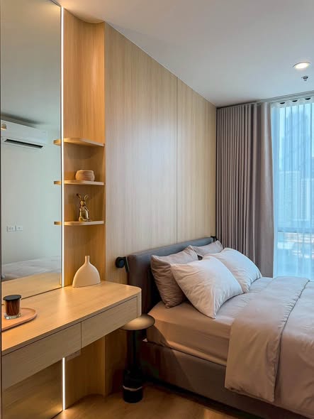 bedroom and bathroom of Nue District R9