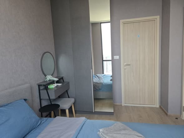 bedroom and room interior of Nue District R9