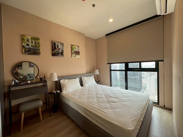bedroom and room interior of Nue District R9