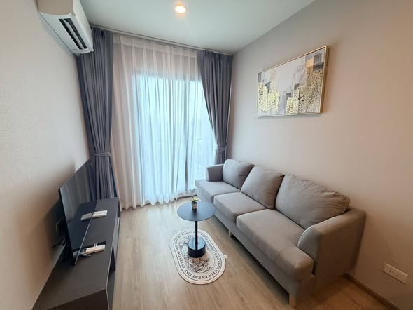 living room and bedroom of Nue District R9