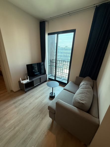 living room and bedroom of Nue District R9