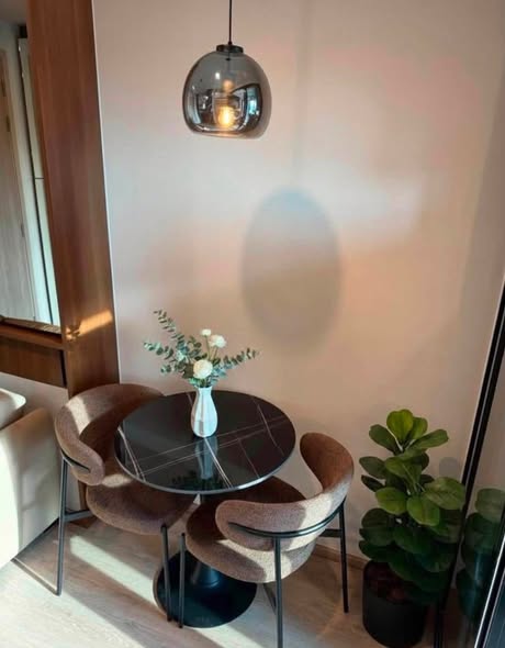 room interior of Nue District R9
