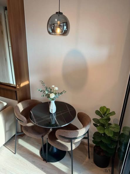 room interior of Nue District R9
