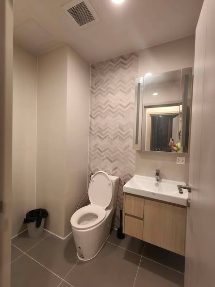 bathroom of Oka Haus