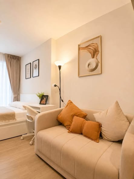 bedroom and living room of Origin Play Bangkhunnon Triple Station ออริจิ้น เพลย์ บางขุนนนท์ ทริปเปิ้ล สเตชั่น