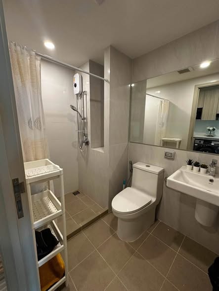 bathroom of Origin Play Sri Udom Station (Sales gallery) – ออริจิ้น เพลย์ ศรีอุดม สเตชั่น (สำนักงานขาย)