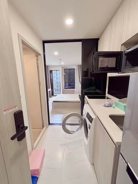 room interior of Origin Play Sri Udom Station (Sales gallery) – ออริจิ้น เพลย์ ศรีอุดม สเตชั่น (สำนักงานขาย)