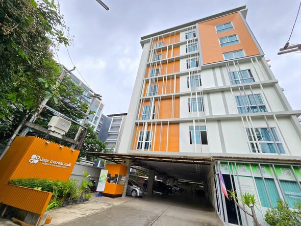 Pansook The Urban Condo