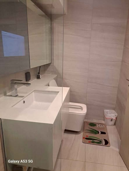 bathroom of Park Origin Chula-Sam Yan