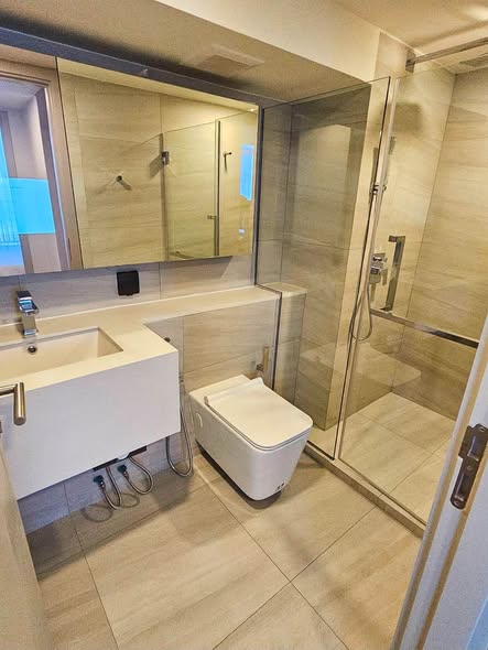 bathroom of Park Origin Chula-Sam Yan