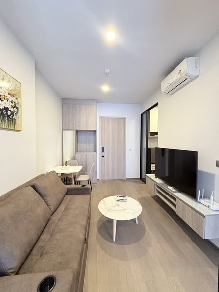 living room and room interior of Park​ Origin​ Phaya Thai