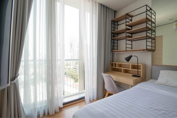 bedroom of Park Origin Phrom Phong