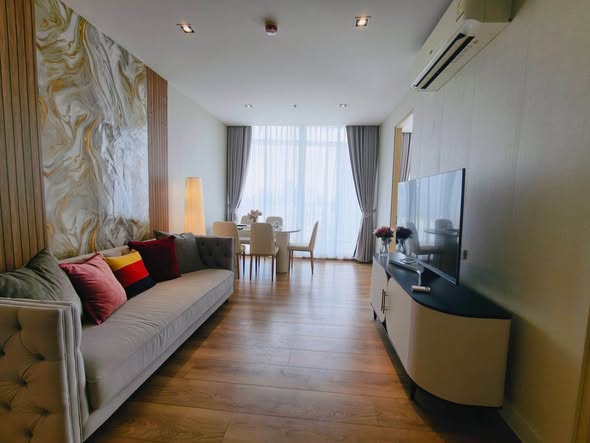 bedroom and living room of Park Origin Phrom Phong
