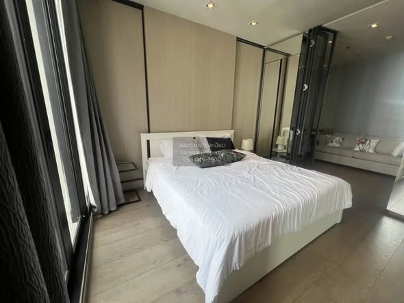 bedroom and room interior of Park Origin Phrom Phong