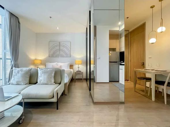 living room and bedroom of Park Origin Phrom Phong
