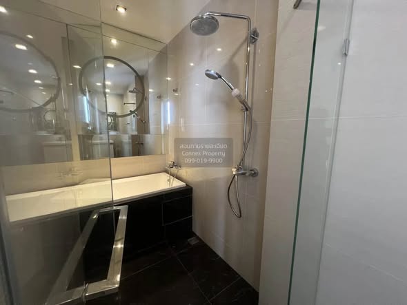 room interior and bathroom of Park Origin Phrom Phong