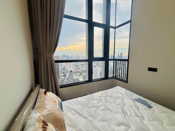 bedroom of Park​ Origin​ Thonglor