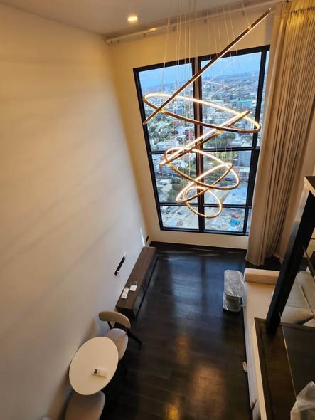 Park​ Origin​ Thonglor