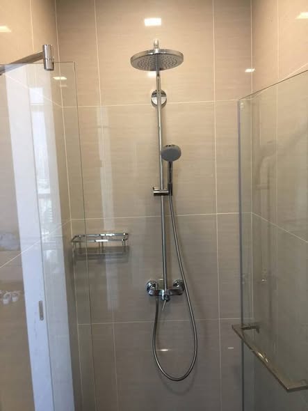 room interior and bathroom of Park24