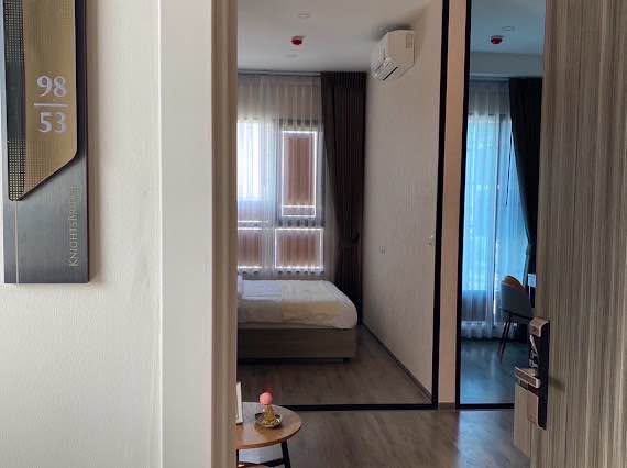 bedroom and room interior of Pathum Wan Resort