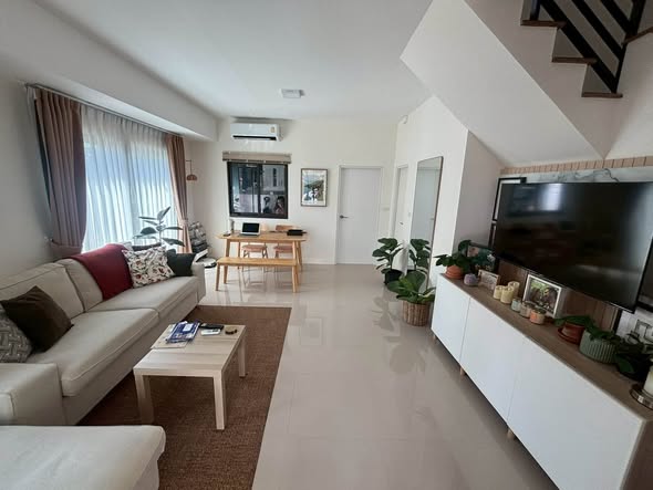 living room of Pleno Bangna-Wongwaen