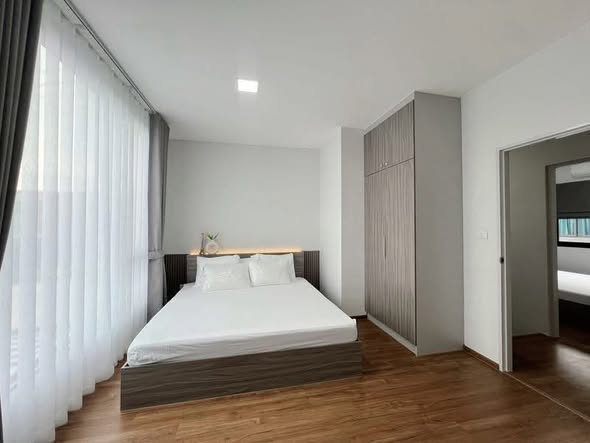 bedroom and room interior of Pleno Sukhumvit-Bangna 2