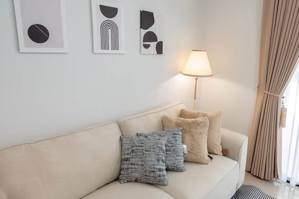living room and bedroom of Pleno Sukhumvit-Bangna 2