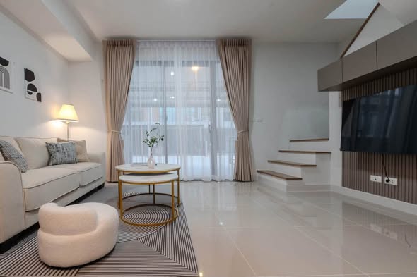 living room and bedroom of Pleno Sukhumvit-Bangna 2