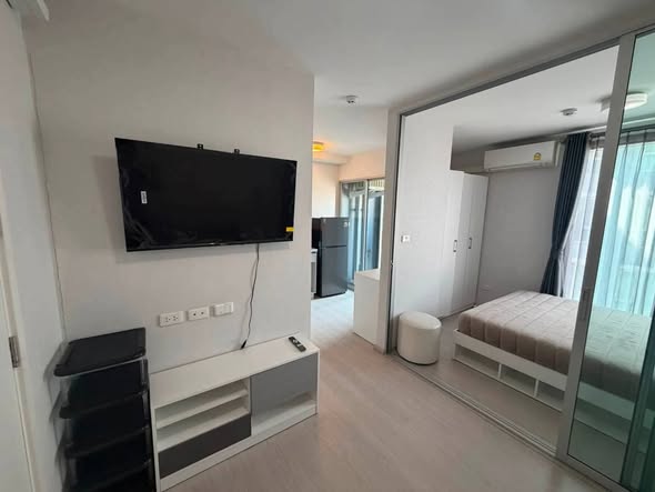 bedroom of PLUM CONDO ราม 60 อินเตอร์เชนจ์