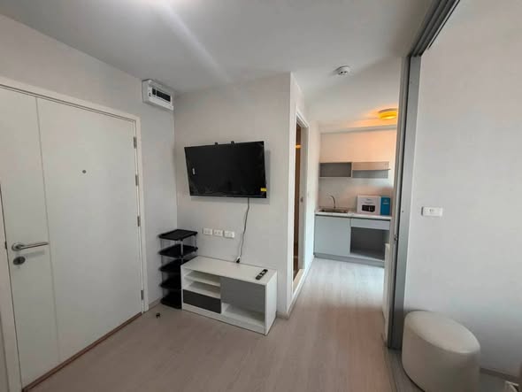 bedroom of PLUM CONDO ราม 60 อินเตอร์เชนจ์