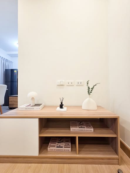 room interior of PLUM CONDO ราม 60 อินเตอร์เชนจ์
