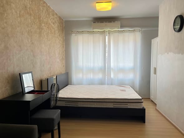 bedroom of Plum Condo Samakkhi