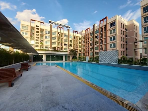pool of สราญวิลล์ @ แฮปปี้แลนด์