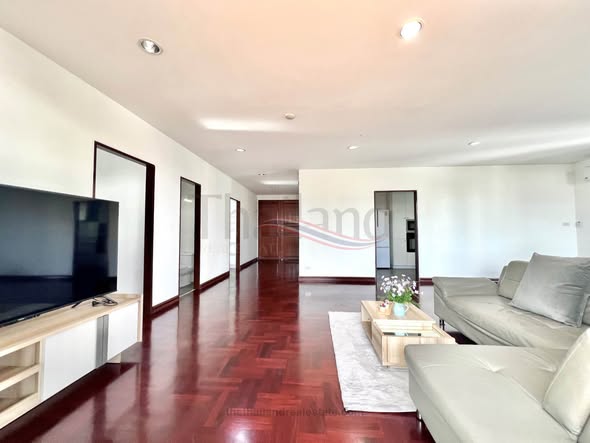PR COURT APARTMENT
