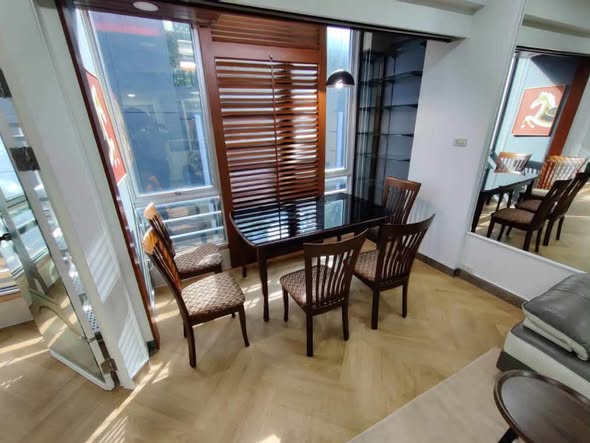 room interior of Prasanmitr Condo