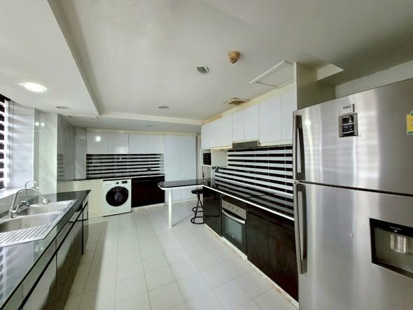 kitchen of President Park