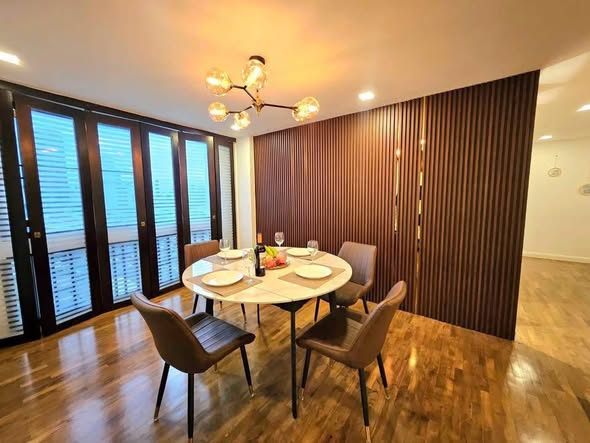 room interior of President Park