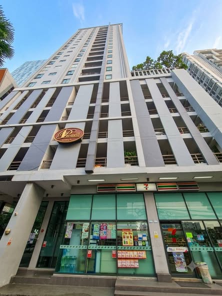 President Tower Arcade