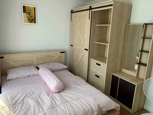 bedroom and room interior of Q Prime Sukhumvit 77 [คิว ไพร์ม สุขุมวิท 77]