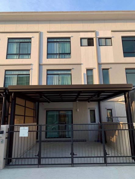 Q Prime Sukhumvit 77 [คิว ไพร์ม สุขุมวิท 77]