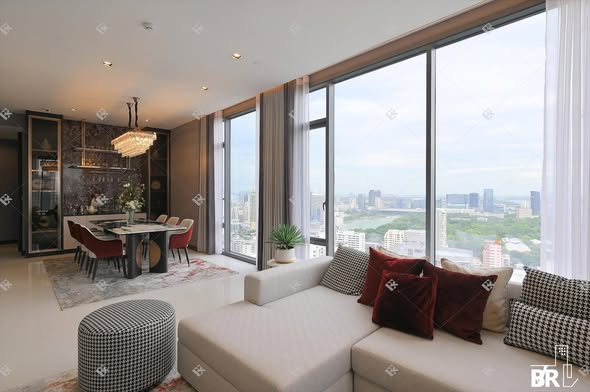 living room of Q1 Sukhumvit Condo by Q House