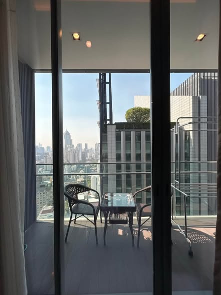 room interior of Q1 Sukhumvit Condo by Q House