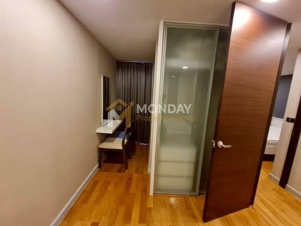 bedroom and room interior of Quad Silom condominium