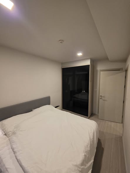 bedroom of Quintara Treehaus Sukhumvit 42