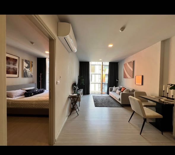 bedroom of Quintara Treehaus Sukhumvit 42
