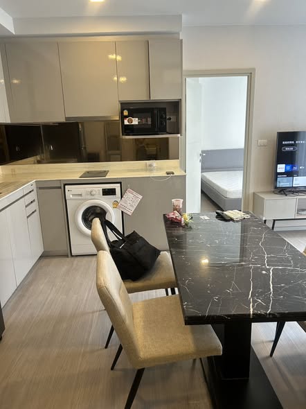 kitchen of Quintara Treehaus Sukhumvit 42